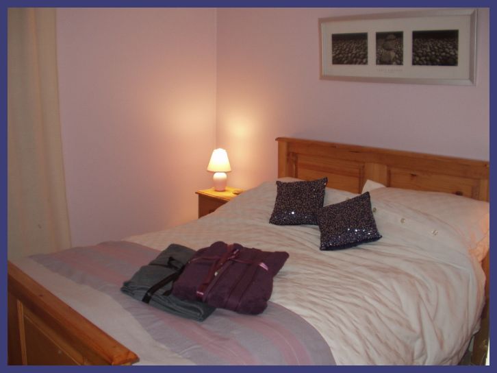 Chough Cottage Double bedroom